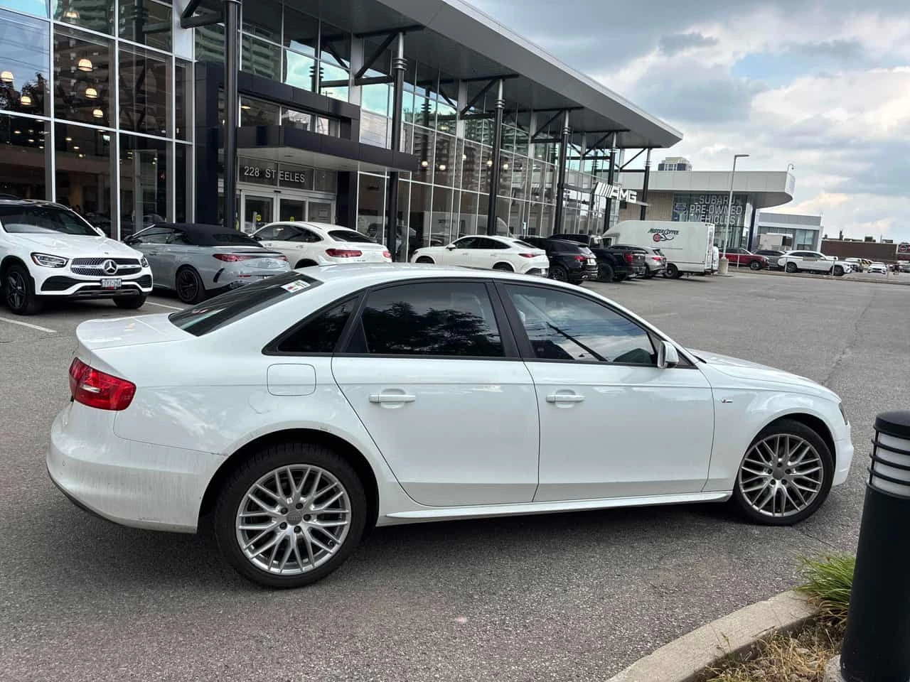 Audi A4 * Komfort plus * CARFAX * ЦЕНА ДО БГ, снимка 4 - Автомобили и джипове - 55608241