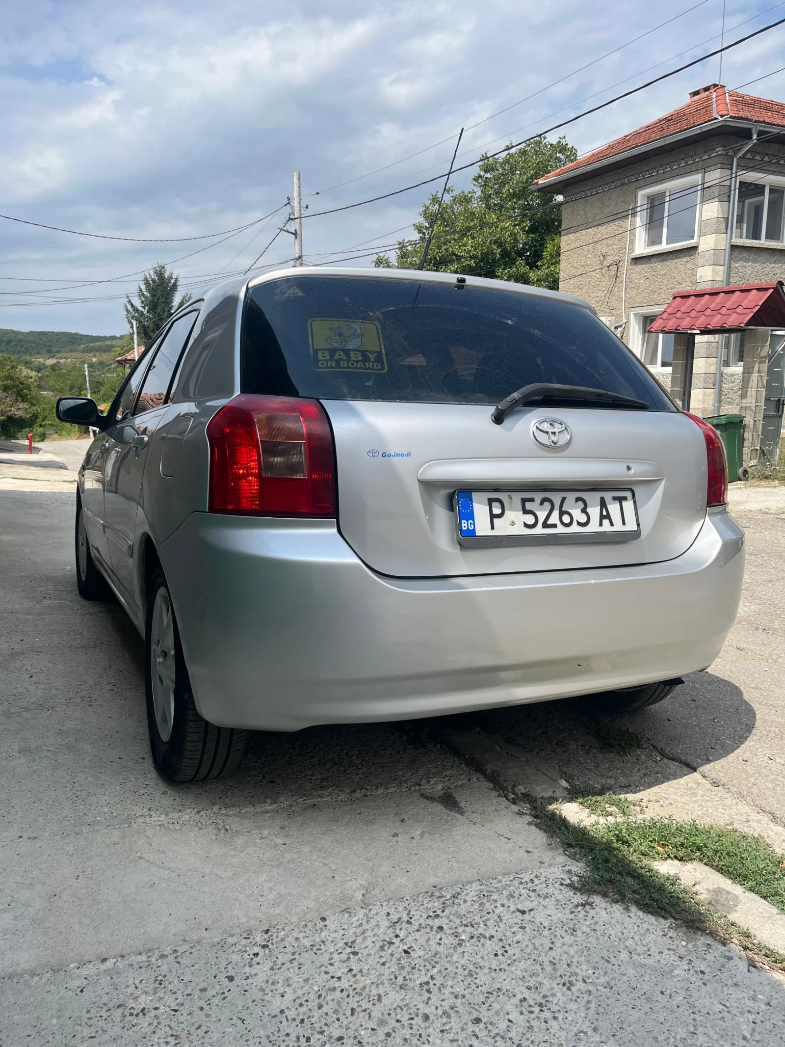 Toyota Corolla 1.6vvti, снимка 5 - Автомобили и джипове - 55657466