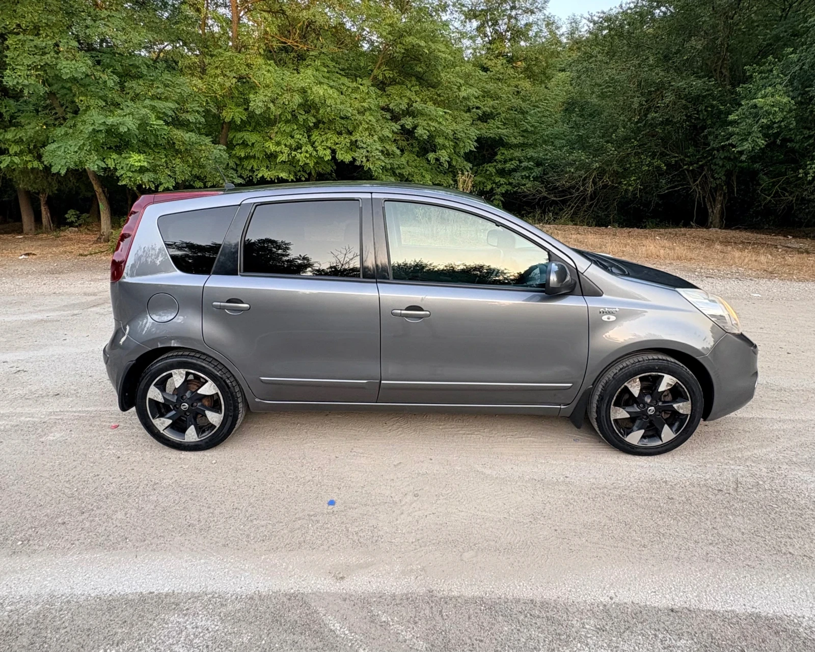 Nissan Note Tekna, снимка 10 - Автомобили и джипове - 55777759