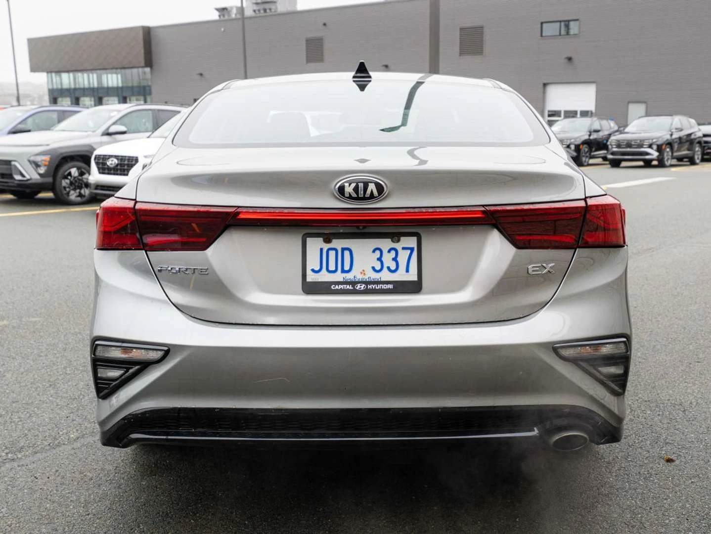 Kia Forte, снимка 5 - Автомобили и джипове - 56019845