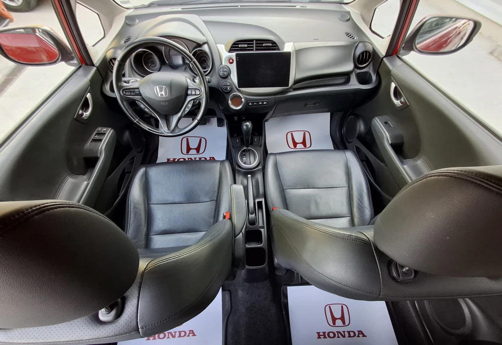 Honda Jazz 1.4 i-VTEC Exclusive AT, снимка 12 - Автомобили и джипове - 56213370