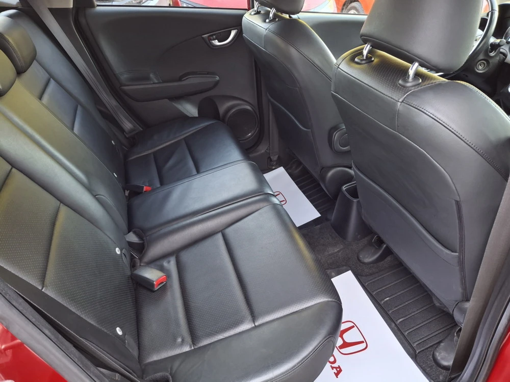 Honda Jazz 1.4 i-VTEC Exclusive AT, снимка 16 - Автомобили и джипове - 56213370