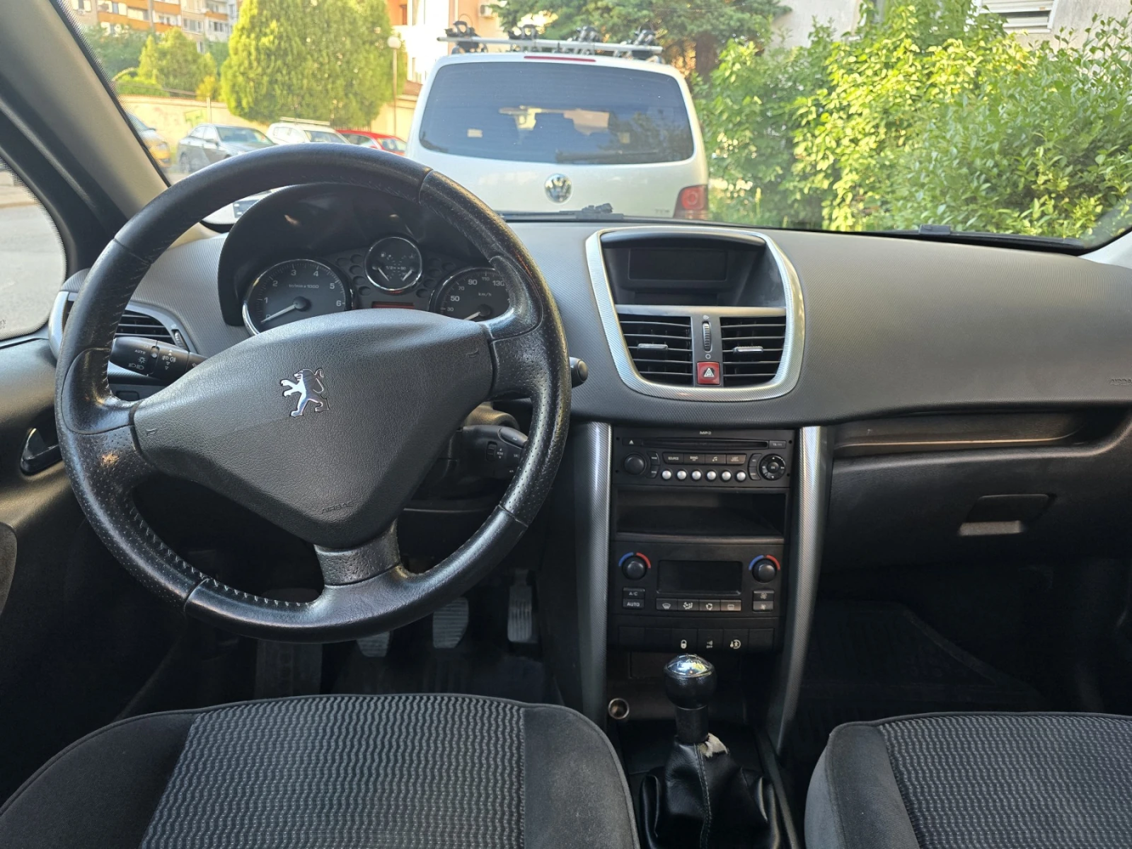 Peugeot 207, снимка 8 - Автомобили и джипове - 56222791