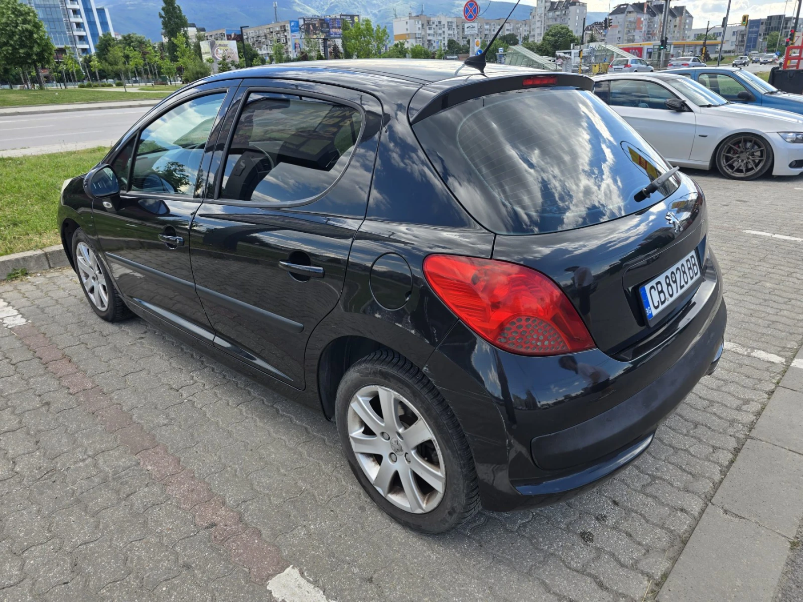 Peugeot 207, снимка 2 - Автомобили и джипове - 56222791