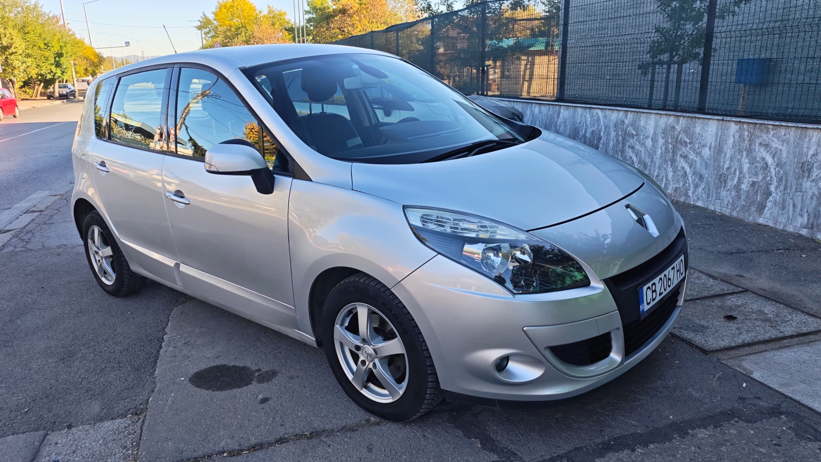 Renault Scenic ШВЕЙЦАРИЯ
