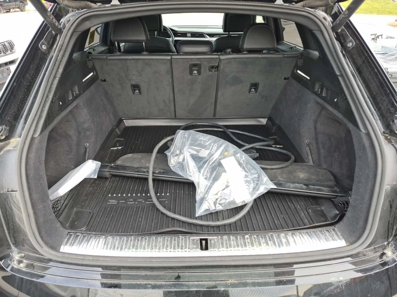 Audi E-Tron Quattro Technik  CARFAX | Mobile.bg � ����������� 14