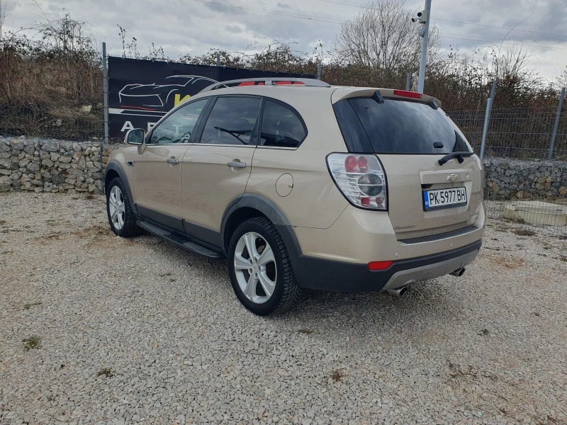 Chevrolet Captiva 2.2 d automatic 7 места, снимка 3 - Автомобили и джипове - 43433716