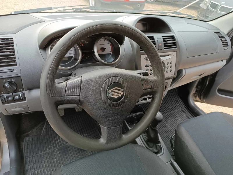 Suzuki Ignis 1.3i 4x4, снимка 13 - Автомобили и джипове - 52696163