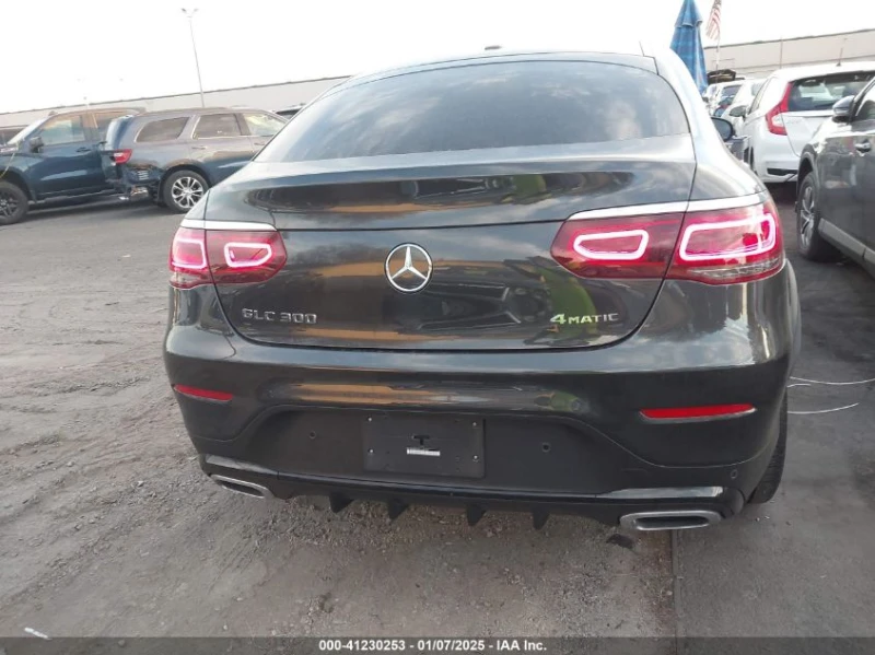 Mercedes-Benz GLC 300 MERCEDES-BENZ GLC 300 4MATIC COUPE, снимка 4 - Автомобили и джипове - 49259382