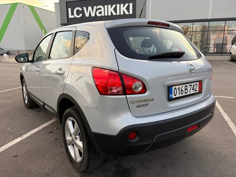 Nissan Qashqai 2.0 DCI PANORAMA, снимка 7 - Автомобили и джипове - 52486211