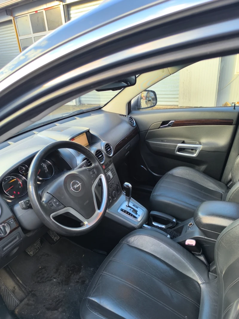 Opel Antara 3.2 benzin/gaz, снимка 9 - Автомобили и джипове - 53339420