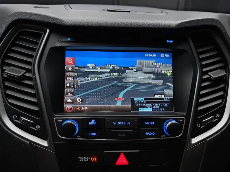 Hyundai Santa fe 2.0, снимка 14 - Автомобили и джипове - 54256639