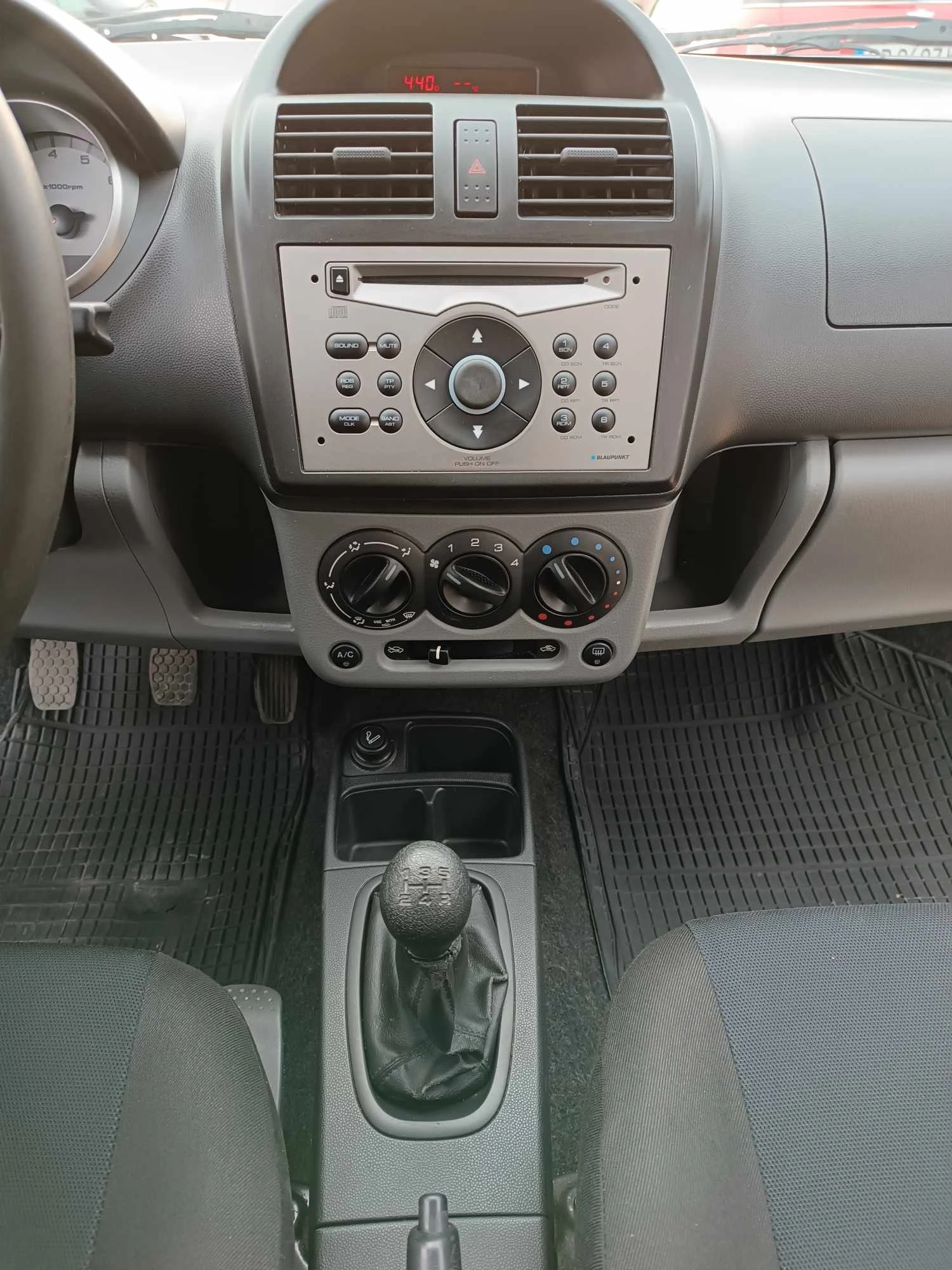 Suzuki Ignis 1.3i 4x4 | Mobile.bg   15