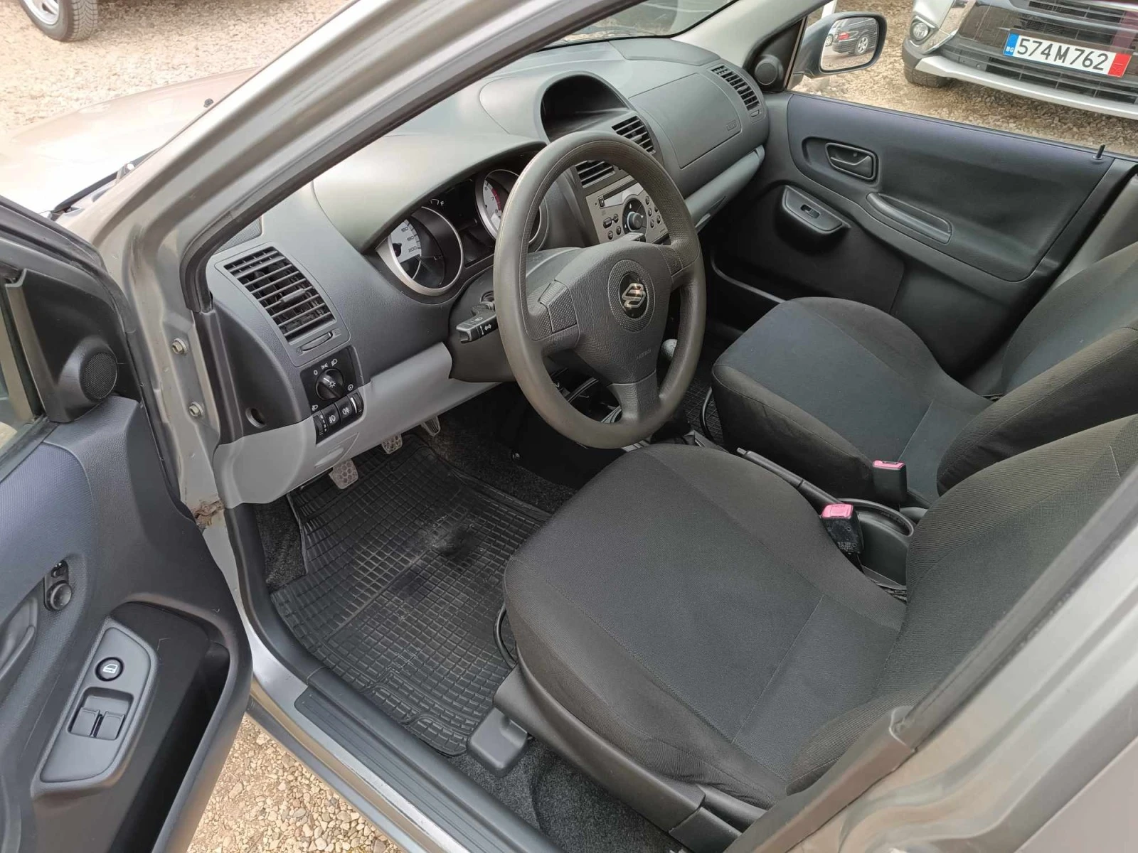 Suzuki Ignis 1.3i 4x4 | Mobile.bg   11