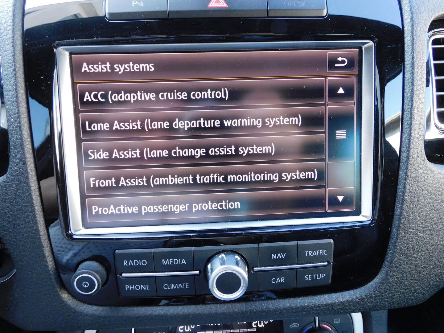 VW Touareg V6 TDI BMT 4MOTION | Mobile.bg   11