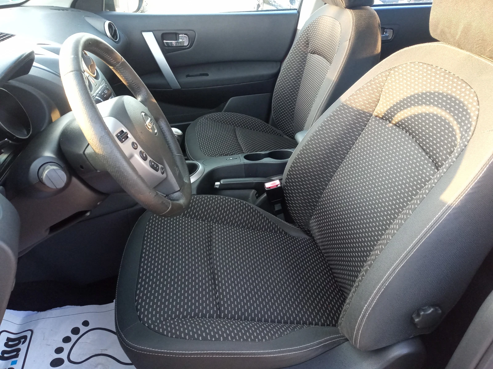 Nissan Qashqai 2.0I 16V  ACENTA - изображение 10