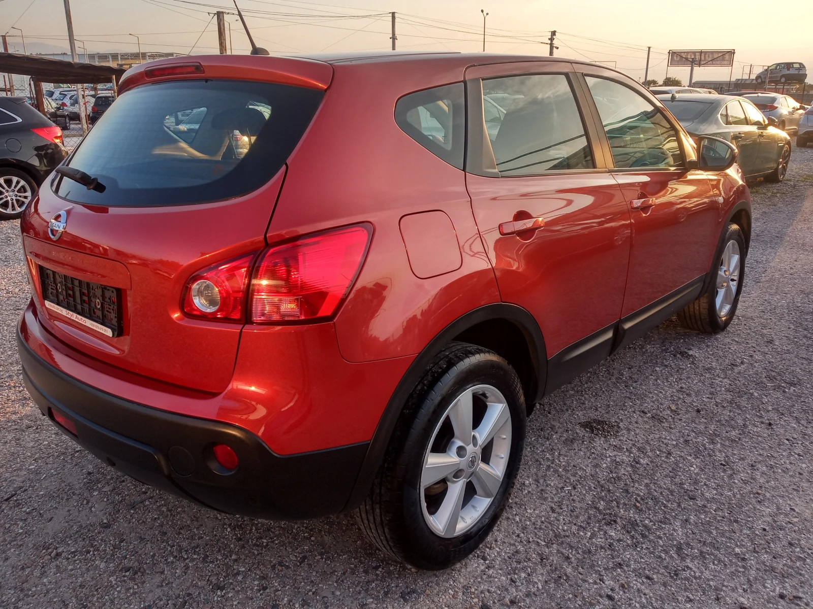 Nissan Qashqai 2.0I 16V  ACENTA - изображение 7