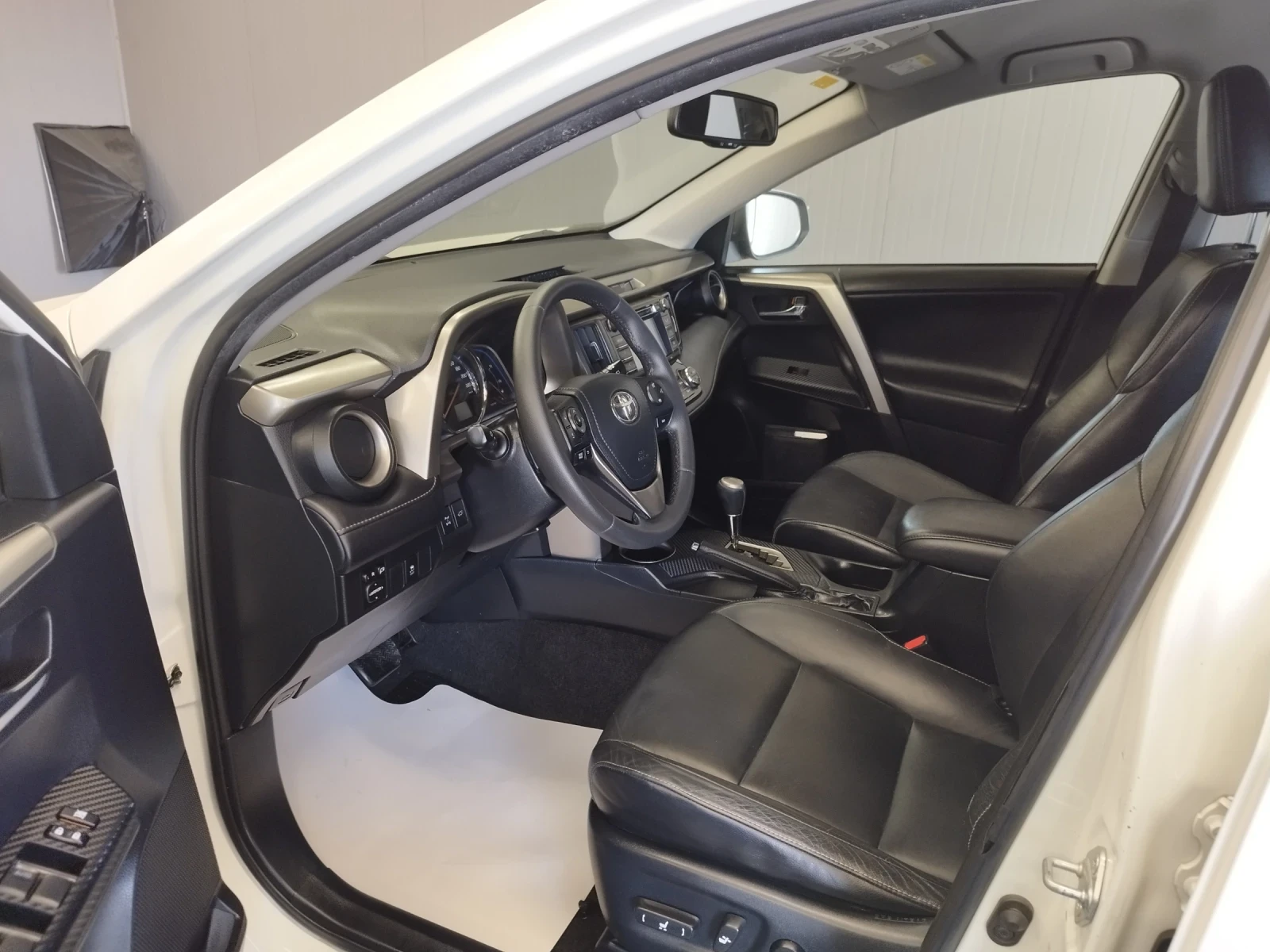 Toyota Rav4 2.2d4d пълна сервизна история , снимка 8 - Автомобили и джипове - 54340675