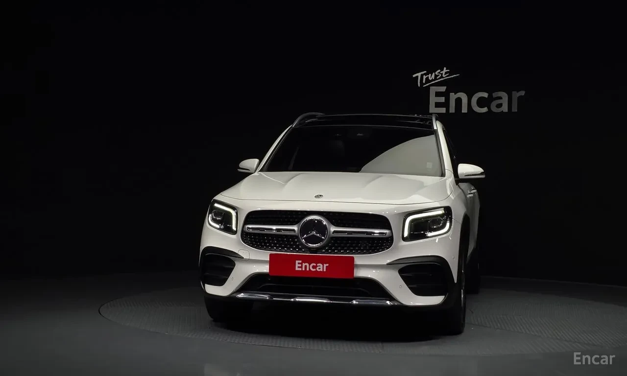 Mercedes-Benz GLB burmester* multibeam led* Parking Assist, снимка 3 - Автомобили и джипове - 54720827
