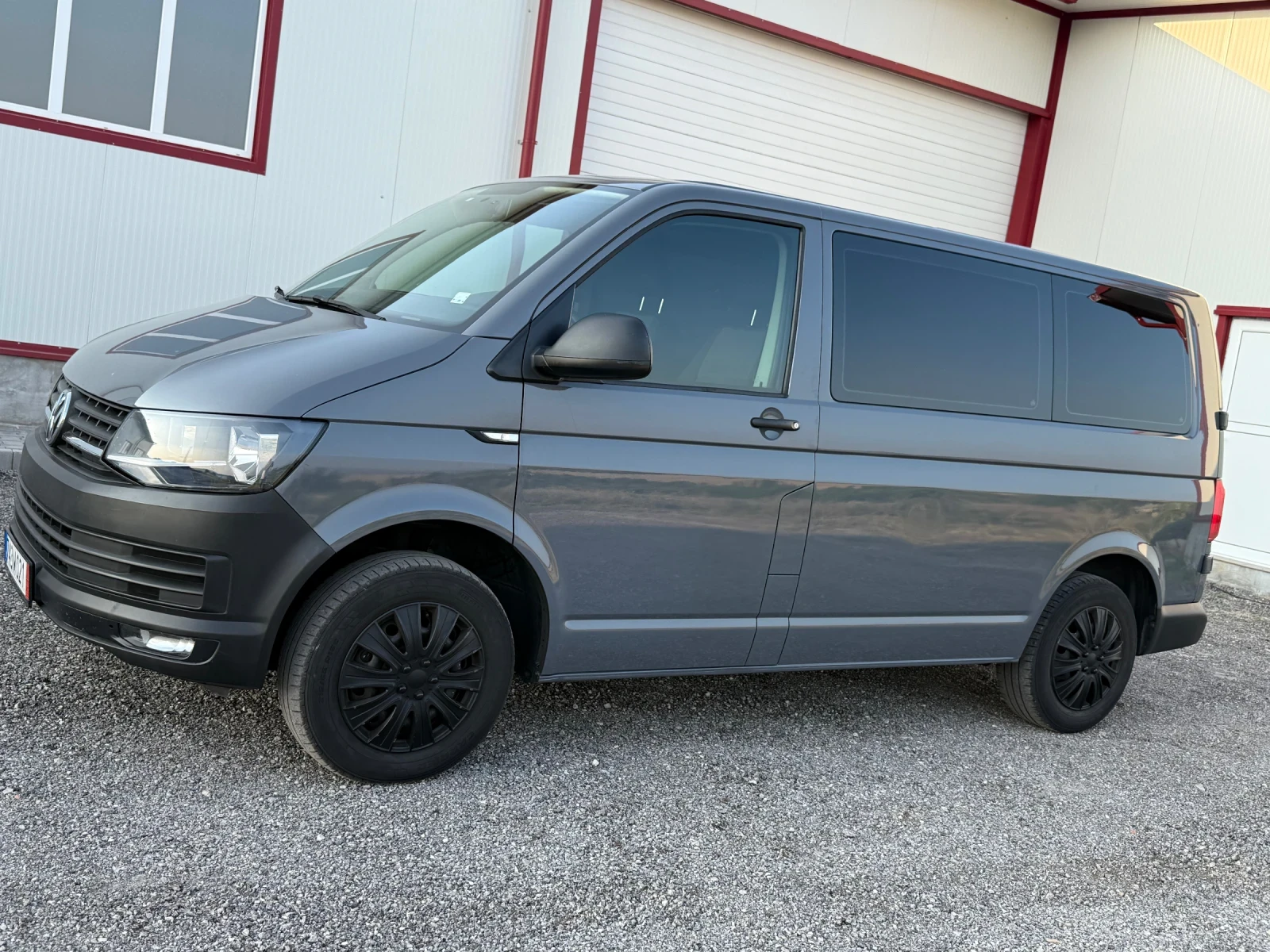 VW Transporter 2.0TDI 150 кс 176000 км 5 местен Euro 6 B - изображение 6
