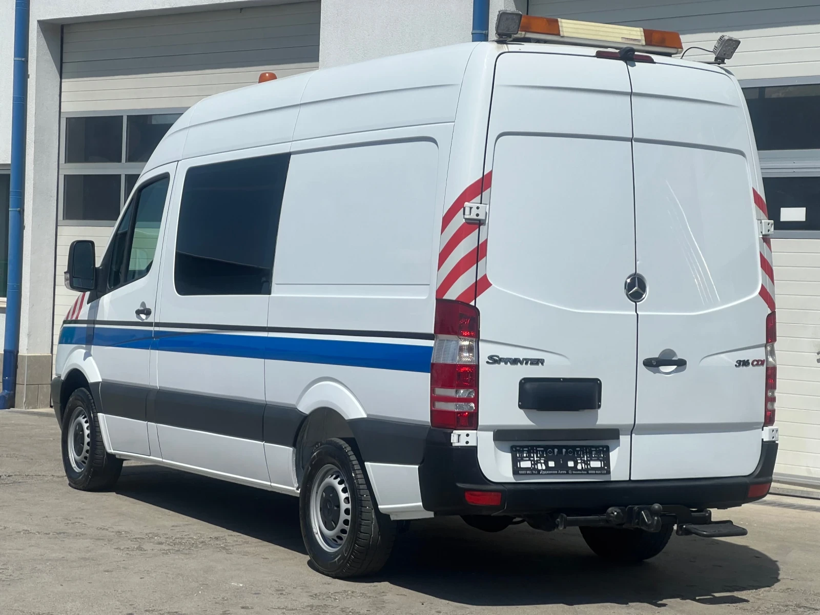 Mercedes-Benz Sprinter 316 160к.с / 6-местен / Климатроник, снимка 5 - Бусове и автобуси - 55723405