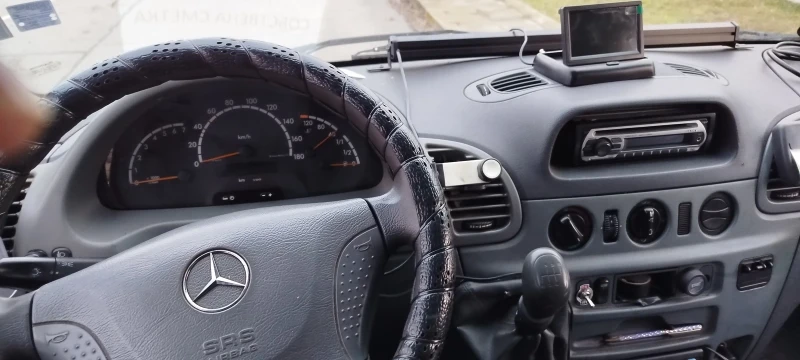 Mercedes-Benz 411, снимка 10 - Камиони - 48458662