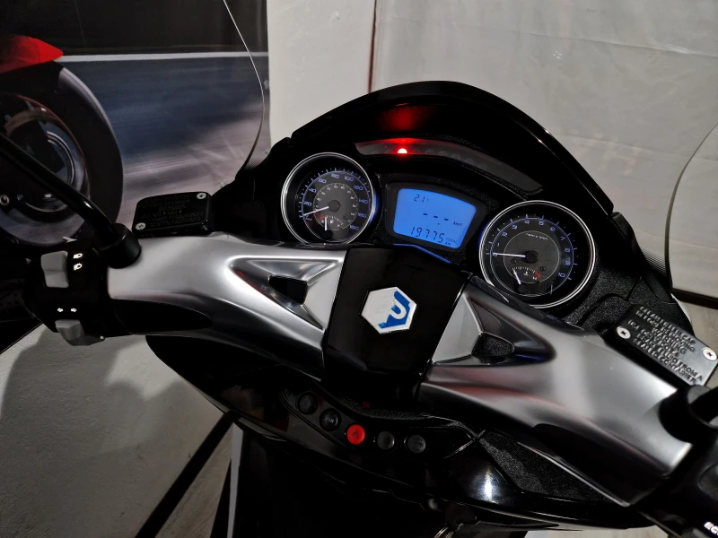 Piaggio X10 350i ABS, ASR , LED 2016г., снимка 14 - Мотоциклети и мототехника - 50197360