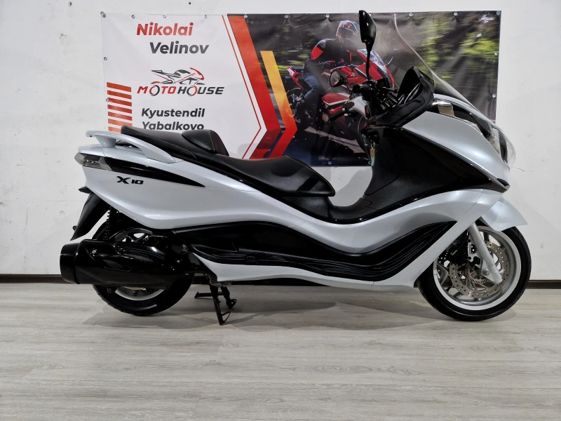 Piaggio X10 350i ABS, ASR , LED 2016г., снимка 8 - Мотоциклети и мототехника - 50197360