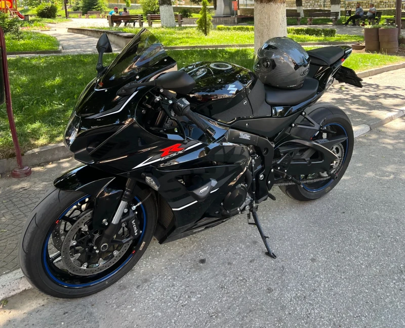 Suzuki Gsxr 1000 L8* УНИКАТ* КАТО НОВ, снимка 2 - Мотоциклети и мототехника - 51520119