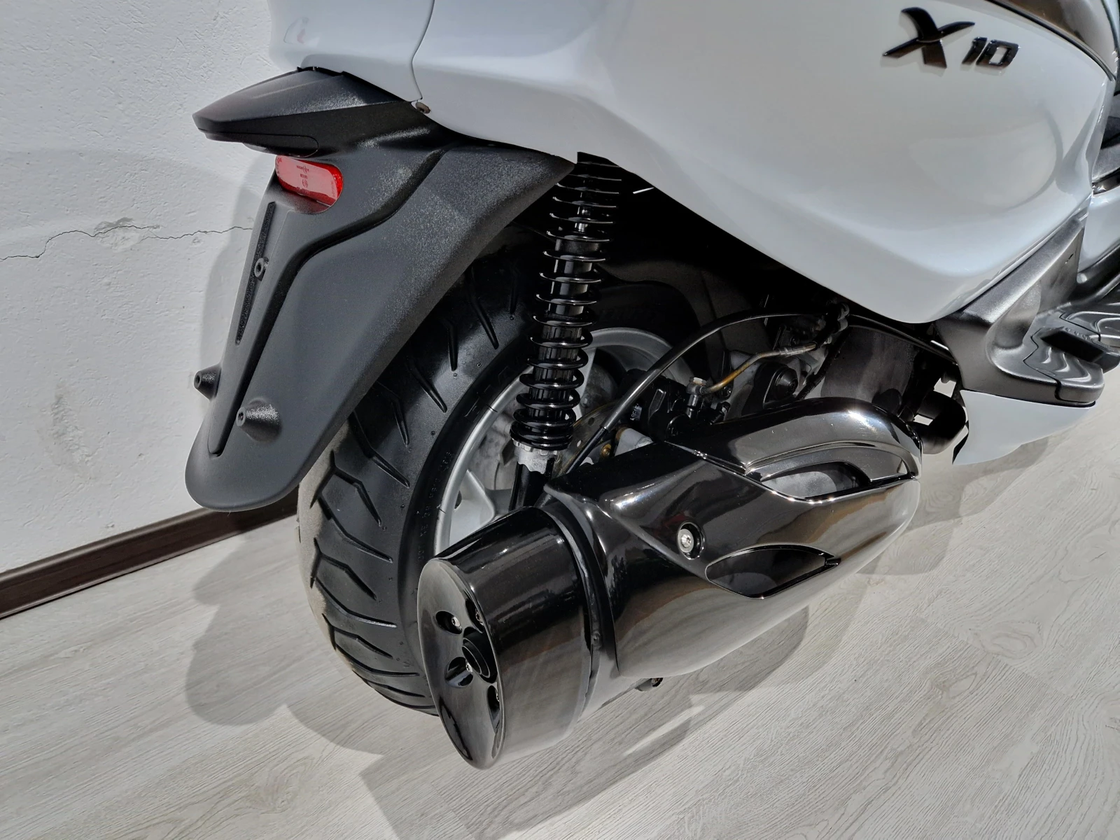 Piaggio X10 350i ABS, ASR , LED 2016. | Mobile.bg   13