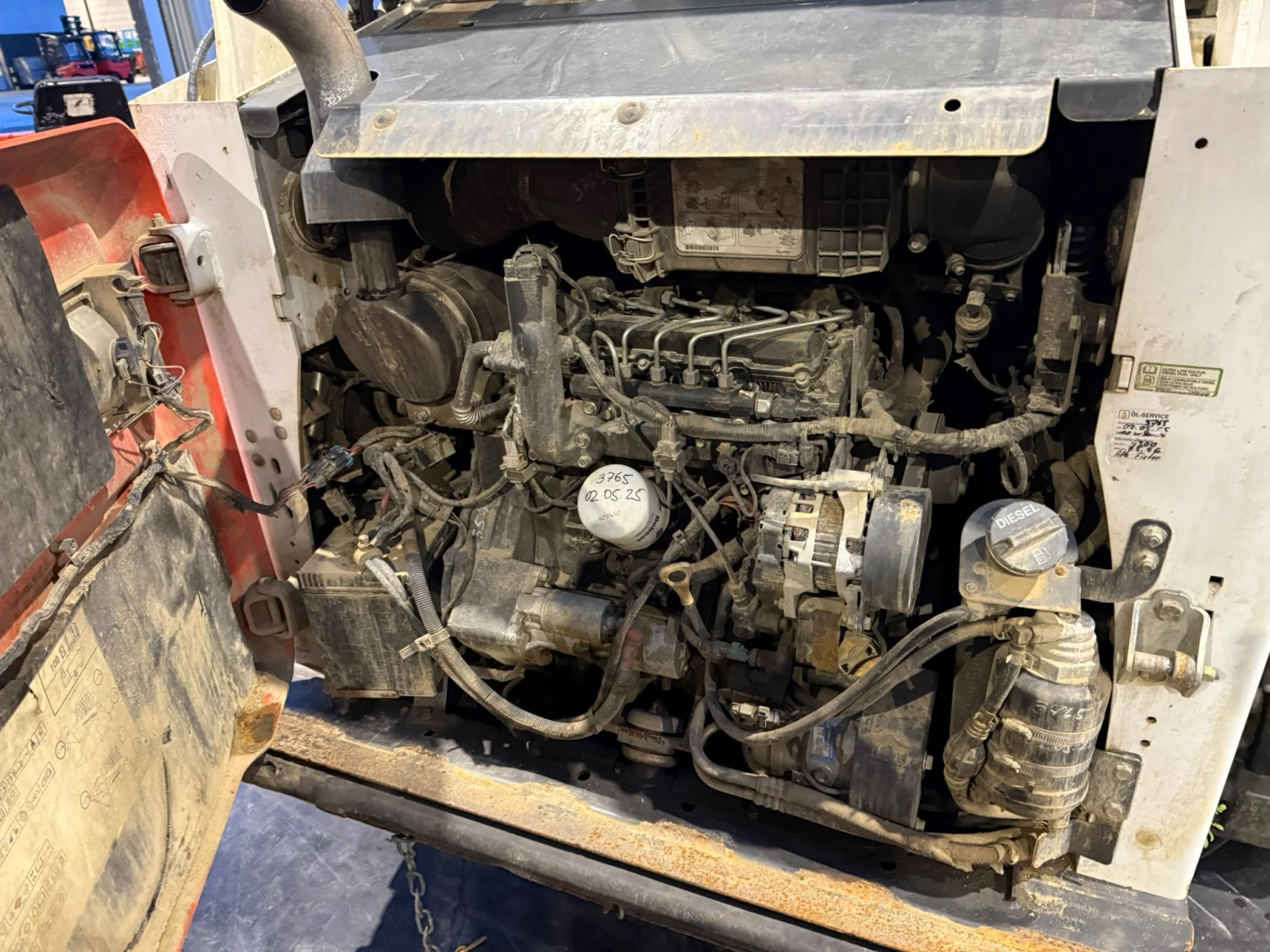 Мини челни товарачи Bobcat T650 ЛИЗИНГ - изображение 6