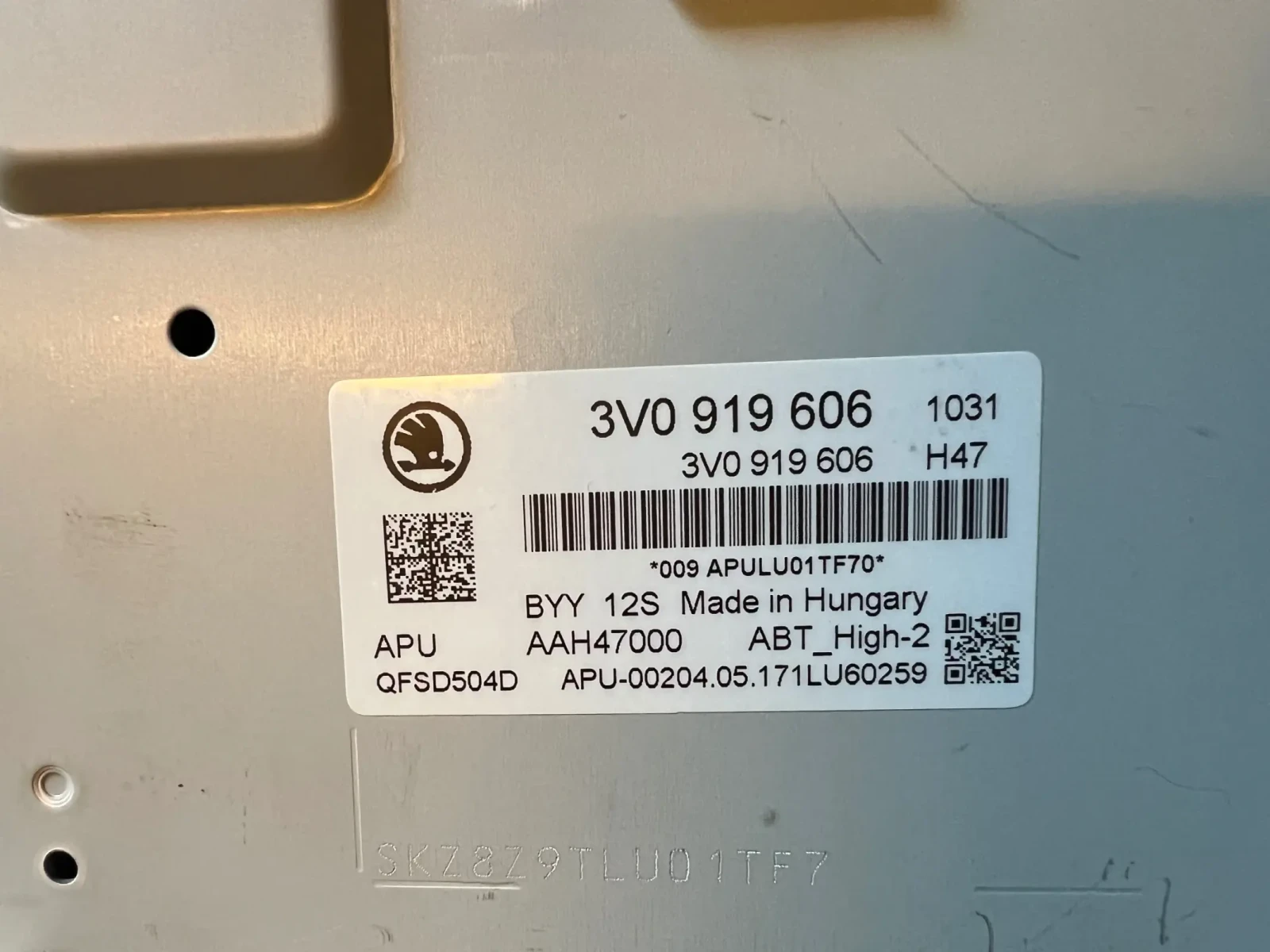 3V0919606   SKODA SUPERB 3 3V0 919 606 | Mobile.bg   2