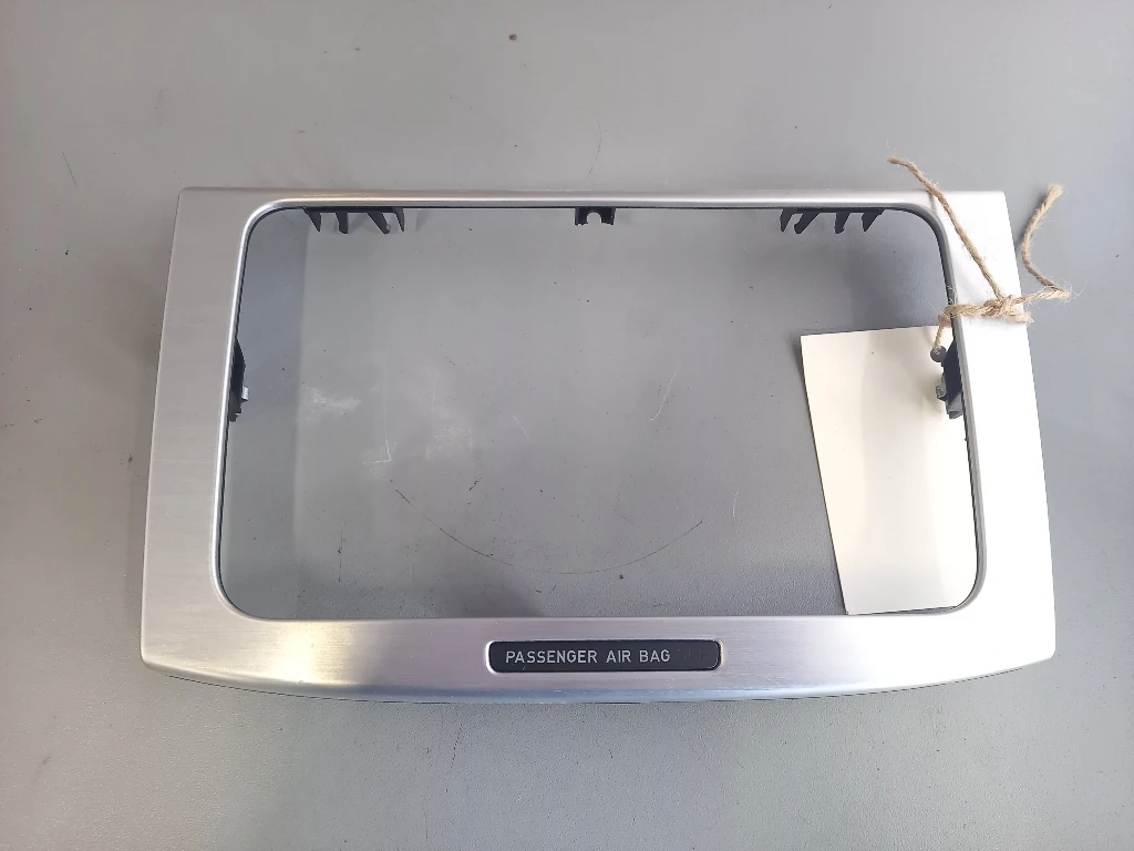 ������ ����� ��������� ���������� ����� �6 (�) | Mobile.bg � ����������� 1