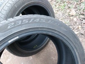 Гуми Зимни 235/45R18, снимка 8