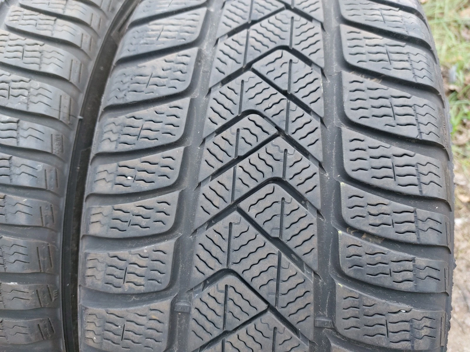 ���� 235/45R18 | Mobile.bg � ����������� 4