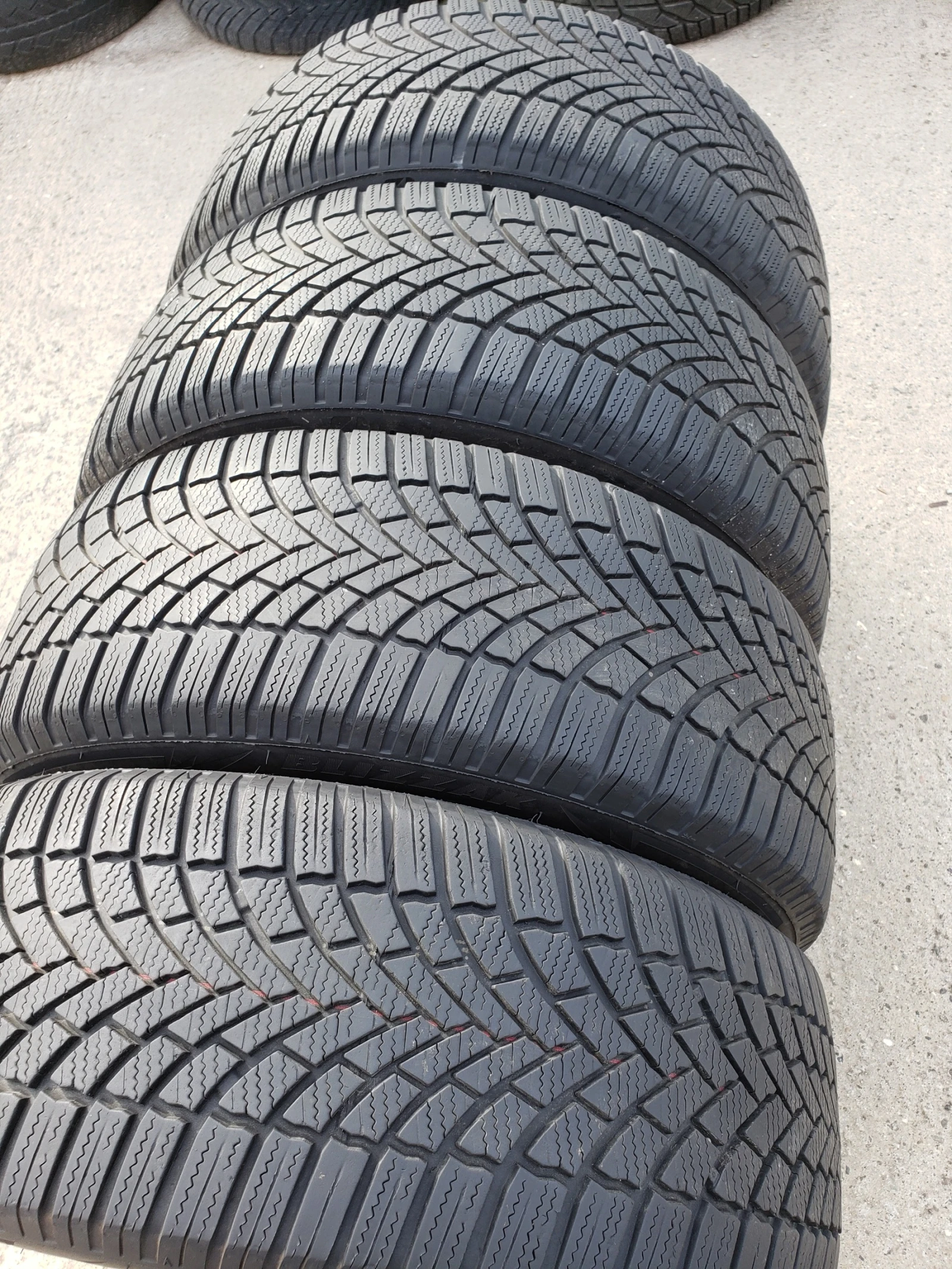 ���� 215/55R17 | Mobile.bg � ����������� 3