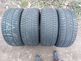 Гуми Зимни 235/45R18, снимка 1 - Гуми и джанти - 39136631