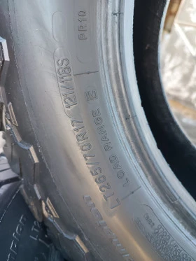 Гуми Зимни 265/70R17, снимка 4 - Гуми и джанти - 39495194