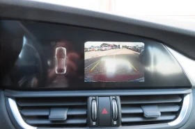 Alfa Romeo Giulia VELOCE/280HP/Q4/AT8/MEMO/CAM/NAVI/LED/984g, снимка 8