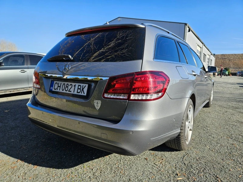 Mercedes-Benz E 220, снимка 8 - Автомобили и джипове - 47803643