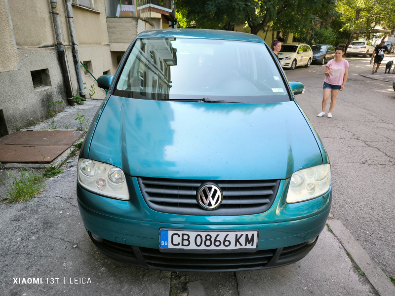 VW Touran, снимка 1 - Автомобили и джипове - 46163265