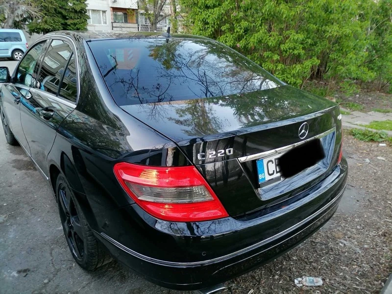 Mercedes-Benz C 220 Перфектна/646, снимка 7 - Автомобили и джипове - 47157736