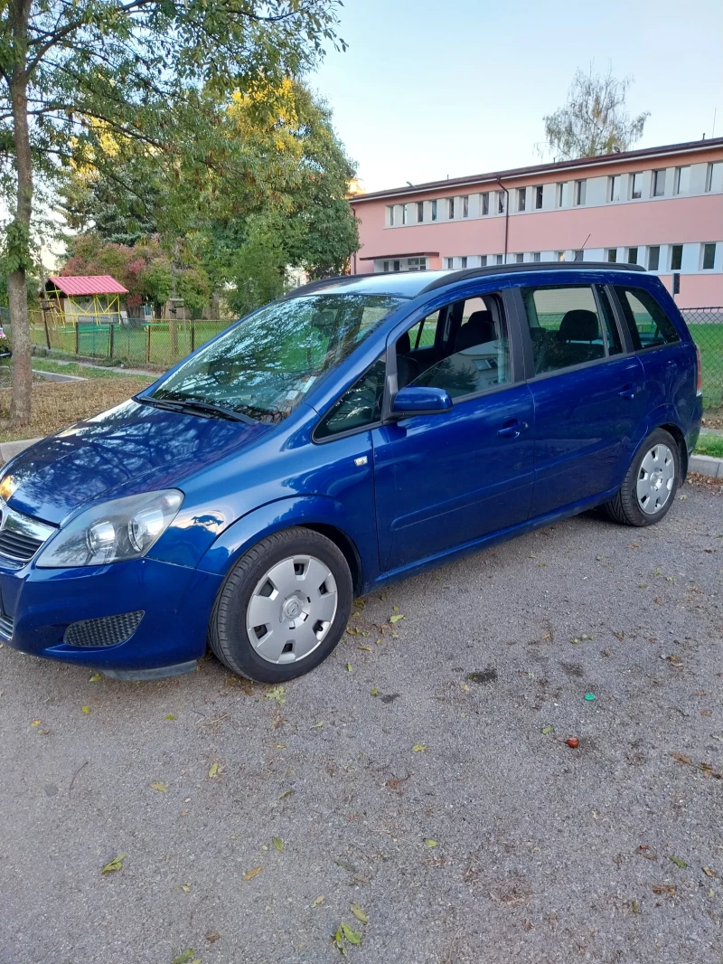 Opel Zafira, снимка 1 - Автомобили и джипове - 47415833