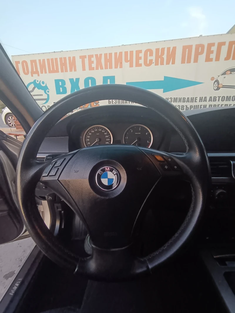 BMW 530, снимка 12 - Автомобили и джипове - 47667661