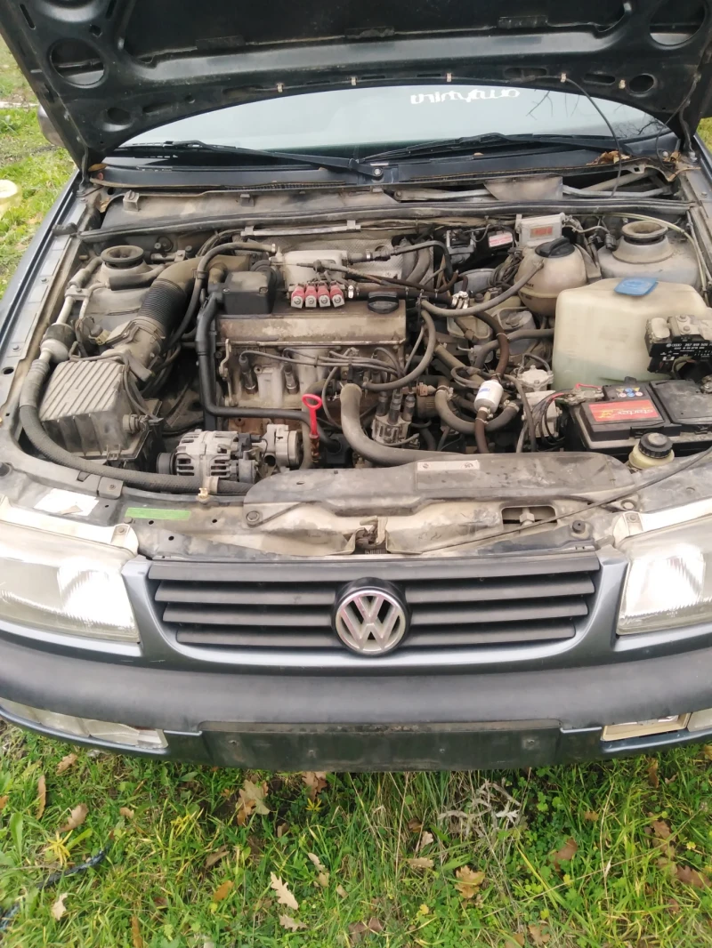 VW Passat, снимка 5 - Автомобили и джипове - 48162784