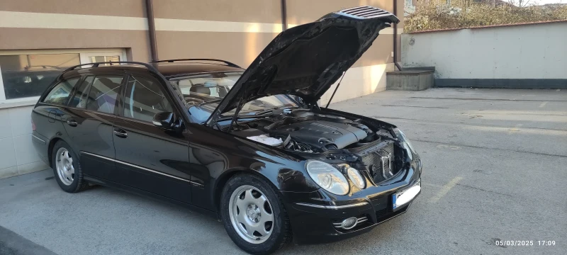 Mercedes-Benz E 220 2.2 cdi 170к.с. РЪЧКА, снимка 9 - Автомобили и джипове - 49380367