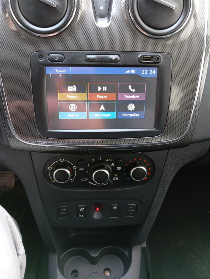 Dacia Logan STEPWAY , снимка 10 - Автомобили и джипове - 52395384