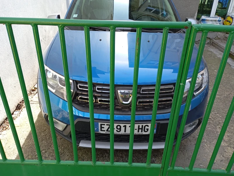 Dacia Logan STEPWAY , снимка 2 - Автомобили и джипове - 52395384