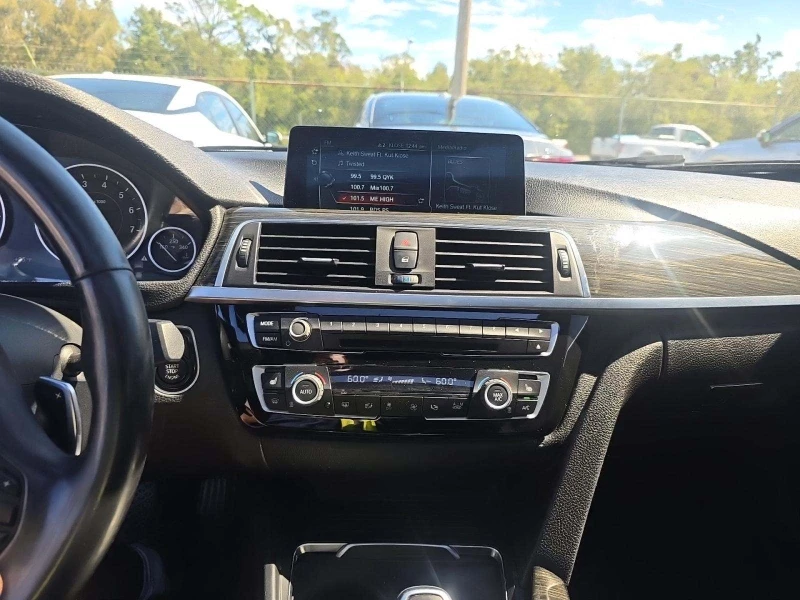 BMW 340 HUD, HARMAN/KARDON, LANE ASSIST, 360* , снимка 7 - Автомобили и джипове - 52605815