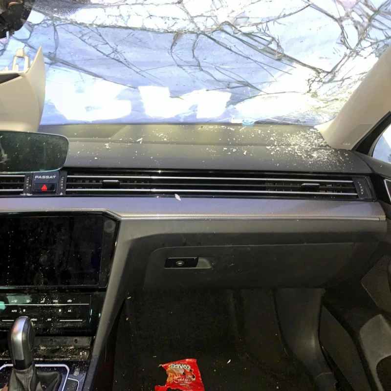 VW Passat 2.0 TDI ALLTRACK, снимка 9 - Автомобили и джипове - 53467574